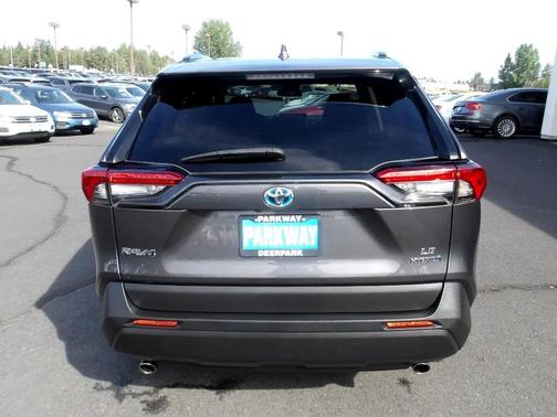 2023 Toyota RAV4 Hybrid LE