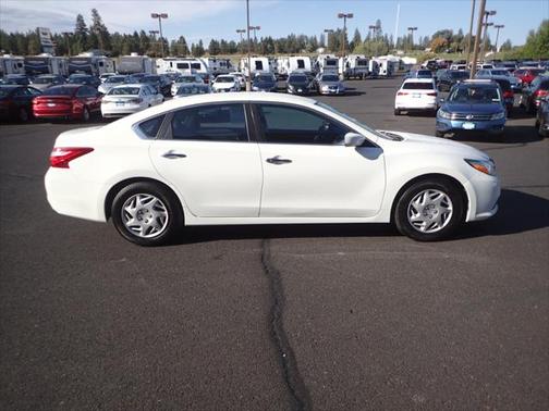 2016 Nissan Altima 2.5 SR