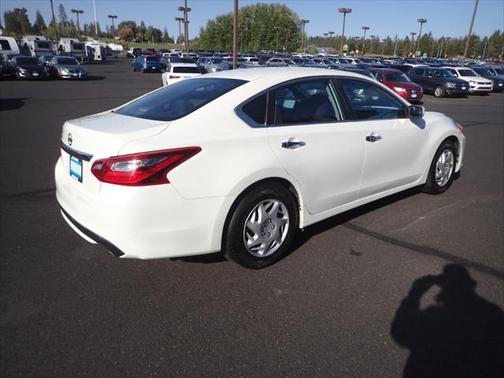 2016 Nissan Altima 2.5 SR