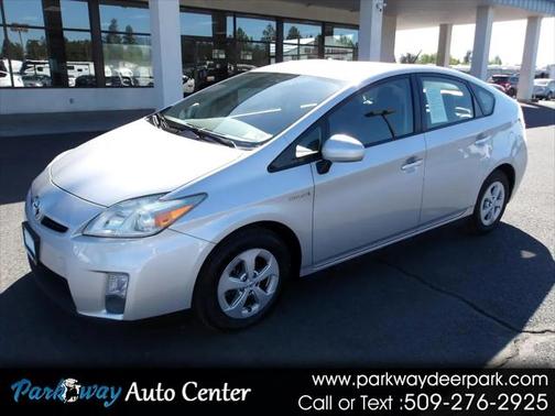 2010 Toyota Prius III