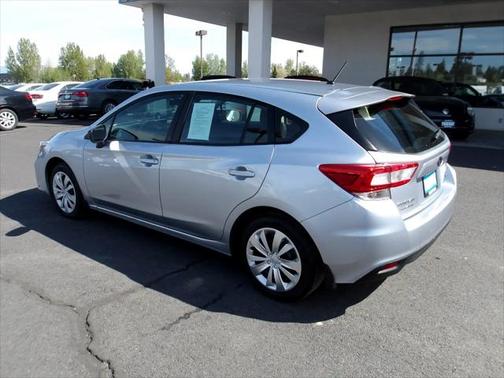 2018 Subaru Impreza 2.0i
