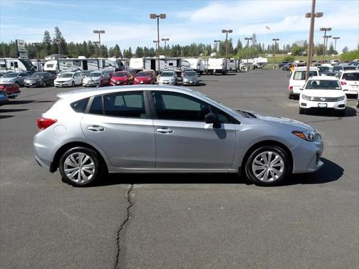 2018 Subaru Impreza 2.0i