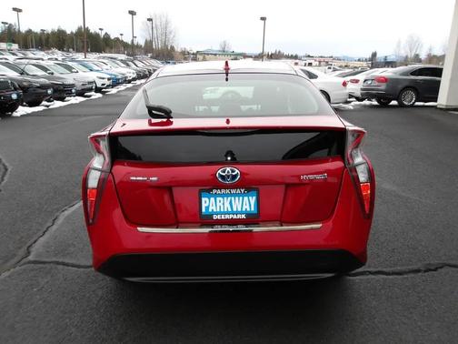 2016 Toyota Prius Two
