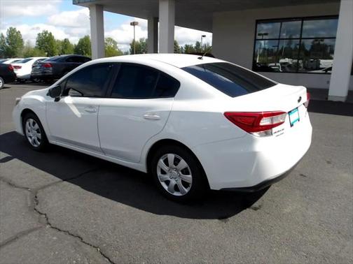2019 Subaru Impreza 2.0i