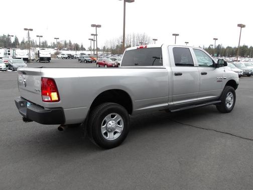 2013 RAM 3500 4WD Crew Cab 169'' Tradesman