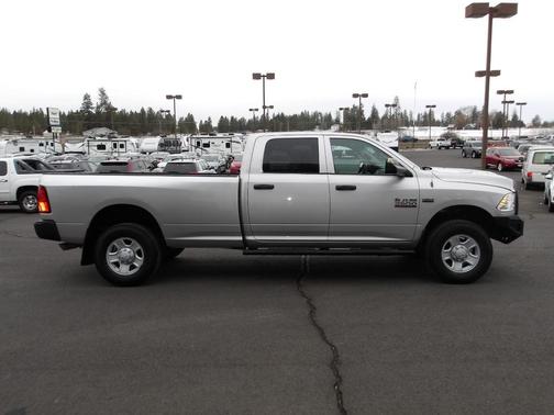 2013 RAM 3500 4WD Crew Cab 169'' Tradesman