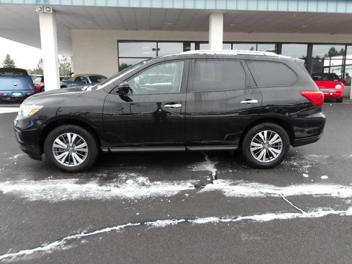 2018 Nissan Pathfinder SL