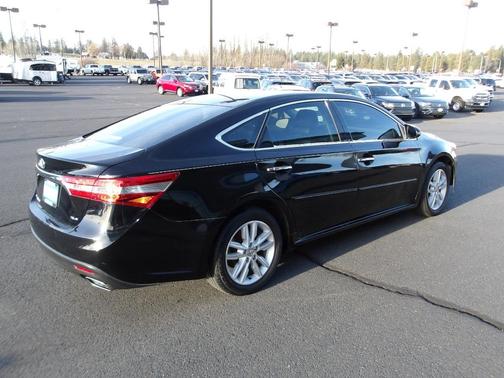 2013 Toyota Avalon XLE Premium