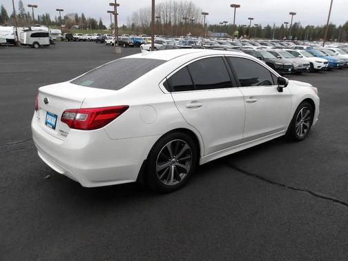 White 2016 Subaru Legacy Limited