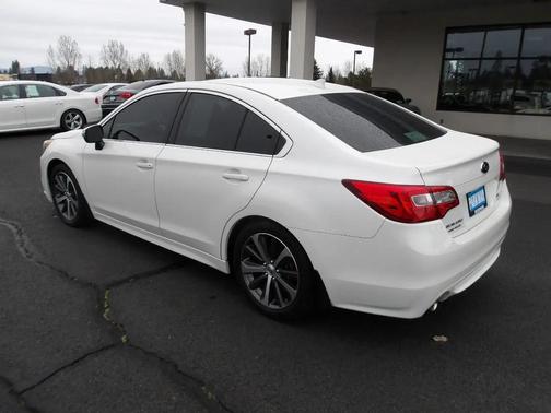 White 2016 Subaru Legacy Limited