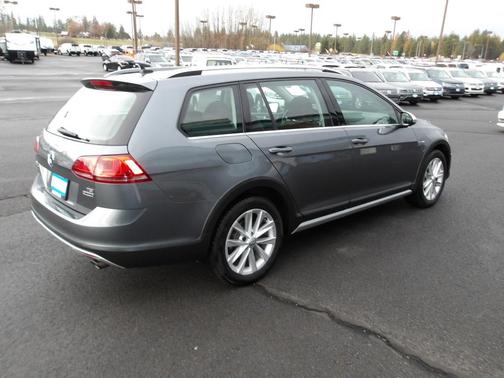 2017 Volkswagen Golf Alltrack TSI SEL