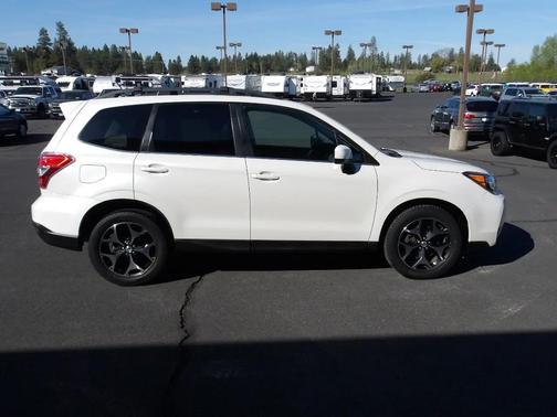 White 2015 Subaru Forester 2.0XT Premium