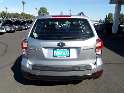 2018 Subaru Forester 2.5i