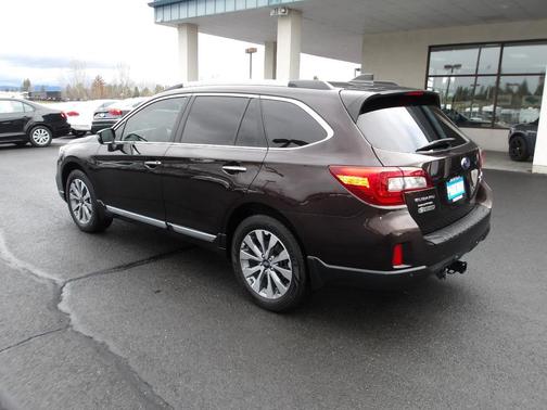 2017 Subaru Outback 3.6R Touring
