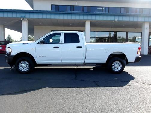 2021 RAM 2500 Tradesman 4x4 Crew Cab 8' Box