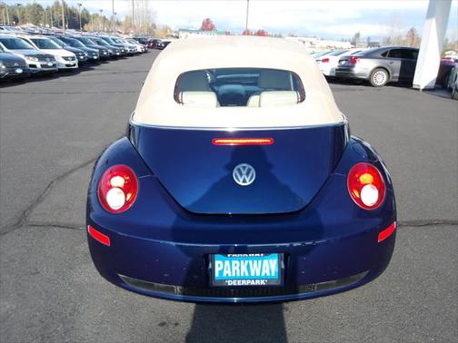 2006 Volkswagen New Beetle 2.5