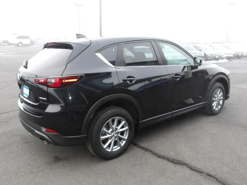 2023 Mazda CX-5 2.5 S Preferred Package
