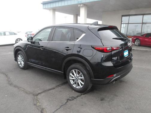 2023 Mazda CX-5 2.5 S Preferred Package