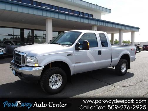 Silver 2004 Ford F-250 XLT SuperCab