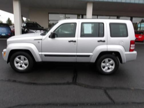 2010 Jeep Liberty Sport