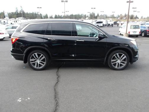 2017 Honda Pilot Elite