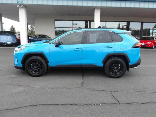 2019 Toyota RAV4 LE