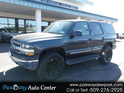 Gray 2004 Chevrolet Tahoe LS