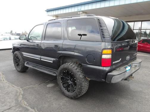 2004 Chevrolet Tahoe LS