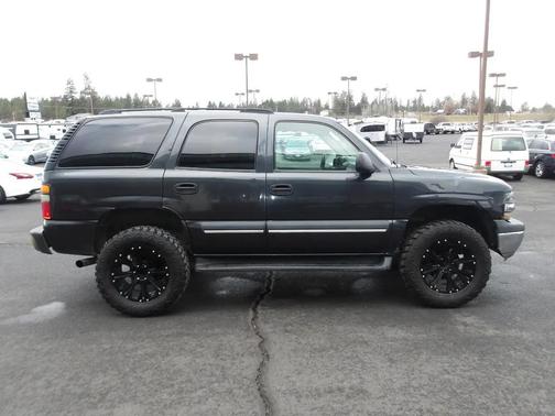 2004 Chevrolet Tahoe LS