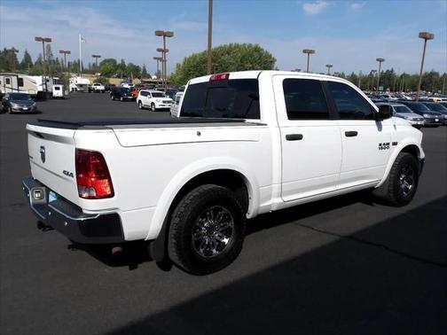 2014 RAM 1500 Outdoorsman 4x4 Crew Cab 5'7'' Box