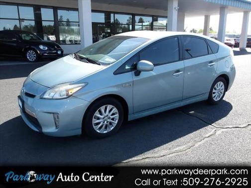 2014 Toyota Prius Plug-in Advanced