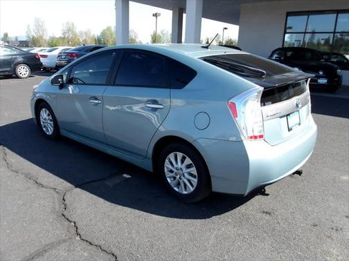 2014 Toyota Prius Plug-in Advanced