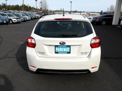 2016 Subaru Impreza 2.0i