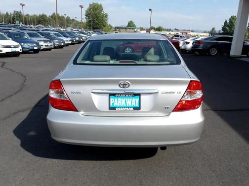 2004 Toyota Camry XLE V6