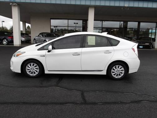 2013 Toyota Prius Plug-in Advanced