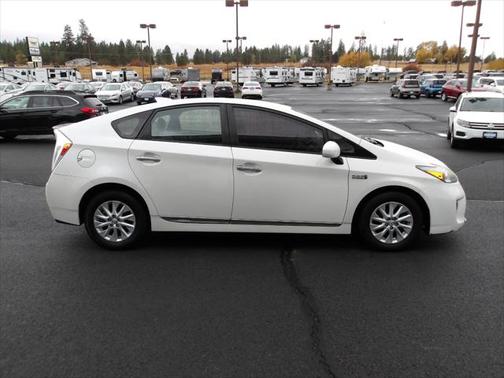 2013 Toyota Prius Plug-in Advanced