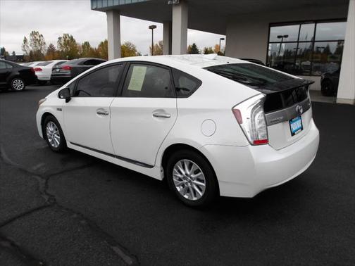 2013 Toyota Prius Plug-in Advanced