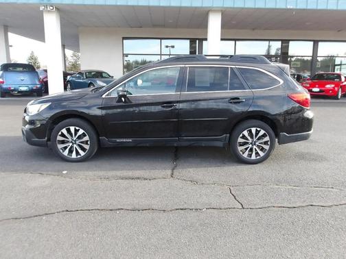 Black 2015 Subaru Outback 2.5i Limited