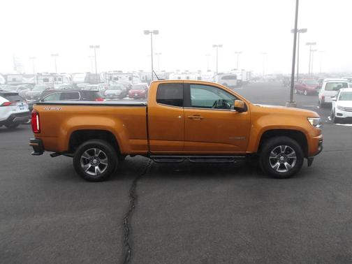 2017 Chevrolet Colorado LT