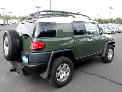 2010 Toyota FJ Cruiser Base