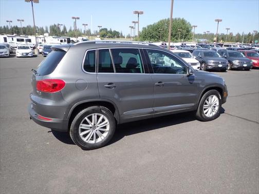 2012 Volkswagen Tiguan SE