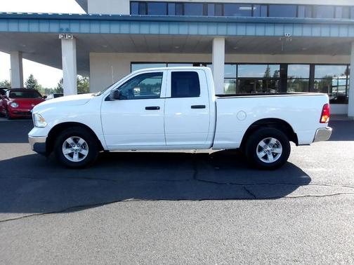 2024 RAM 1500 Classic SLT