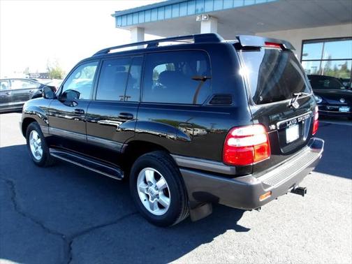 2005 Toyota Land Cruiser Base