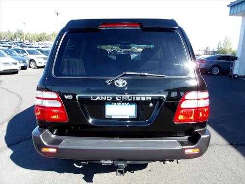 2005 Toyota Land Cruiser Base