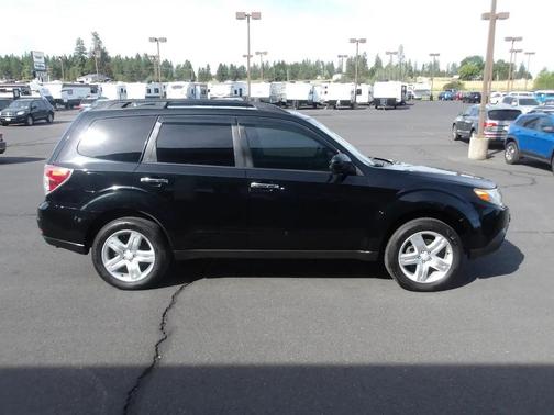 Black 2010 Subaru Forester 2.5 X Premium