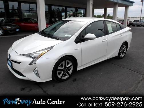 2016 Toyota Prius Four Touring