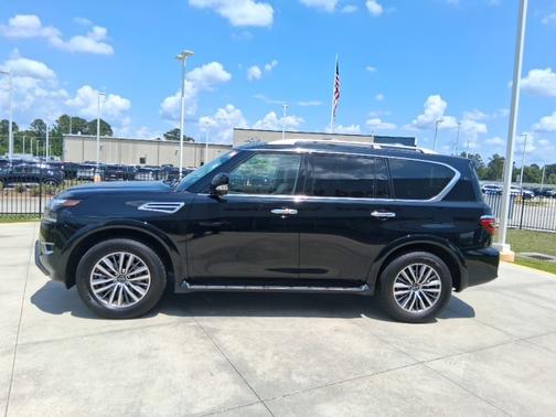 2024 Nissan Armada SL