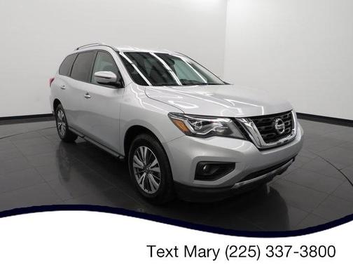 Photo 1 of 59 of 2020 Nissan Pathfinder SV