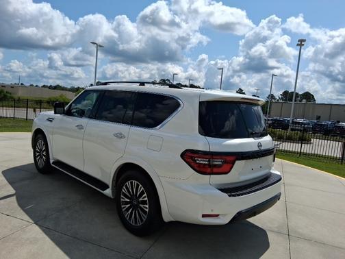 2024 Nissan Armada SL