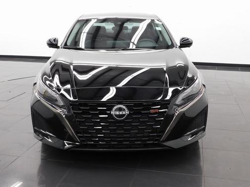 2024 Nissan Altima 2.0 SR